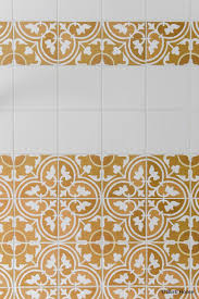 tegelstickers voor een oosterse sfeer in de badkamer badkamer stickers badkamer badkamer geel