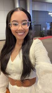 Thinking about starting off the New Year with a New Headshot?