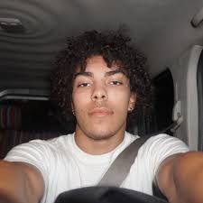 Marcus Richards's Instagram, Twitter & Facebook