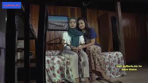 Tiara gets annoyed when her grandmother tried to control her movements because her grandmother is worried that tiara would get miscarriage for the second time. Pujaan Hati Kanda Episod 11 Malay Dramas Kissasian Drama
