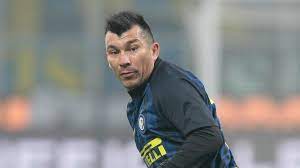 Gary medel comes out in support of lionel messi after double red card controversy. Medel The Latest Come To Besiktas Star