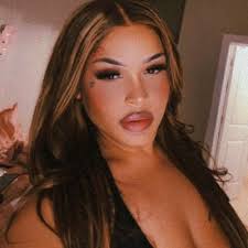 molly coyle (@mollycoyle8)