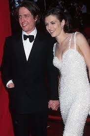 He was the dashing leading man and she was britain's glamour girl. Elizabeth Hurley With Hugh Grant 1995 Called And Honestly It S Really Proud Of These Beauty Looks From The Oscars Popsugar Beauty Photo 7