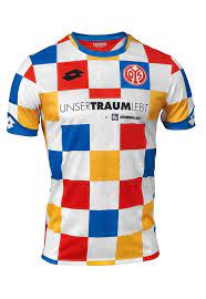 Kenapa hampir sama dengan jersey 2019 kelab mainz 05? Mainz Launch 2019 Carnival Jersey Soccerbible Sport Shirt Design Football Shirts Sports Shirts