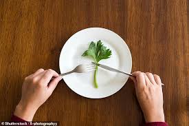 See full list on lifespanfitness.com Health 92 Of Women And 35 Of Men On A Diet Eat Under The Recommended Calorie Intake Of A Child Australiannewsreview