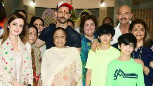 Photos Hrithik Roshan Sussanne Khan Sons Hrehaan Hridaan With Family Seek Blessings On Mahashivratri The brother the son the lover the rebel… 268 otvetov 791 retvit 11 349. hrithik roshan sussanne khan sons