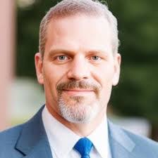 Karin Klock's Instagram, Twitter & Facebook