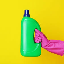How to safely bleach your hair at home, according to color pros. Can You Bleach Your Own Hair At Home