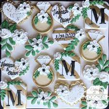 You can come in our store every day of the week and our cases will be filled with delicious treats. Aw Sugar 10 Best Cookies For Wedding Favors Emmaline Bride