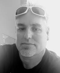 Can others travel with loopers