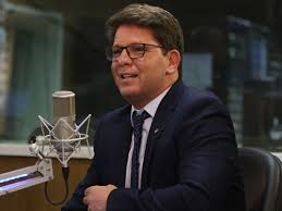 Afinal, o feijão é por cima ou por baixo do arroz. Conhecido De Mario Frias Ex Produtor De Game Show E O Novo Numero Dois Na Cultura Diario Do Litoral
