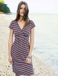 Boden Flamingo Print Casual Jersey Dress In 2020 Jersey Dress Mini Dress Casual Beach Wear Dresses