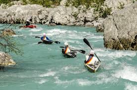 Zachwyca zarówno miasto, jak i jego okolice. Bovec Slowenia Rafting Na Rzece Soca Atrakcje I Ciekawe Miejsca W Slowenii