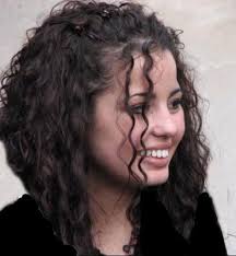 Carre Plongeant Frise Naturel Maison Design Apsip Com French Hair Halloween Face Makeup Beauty