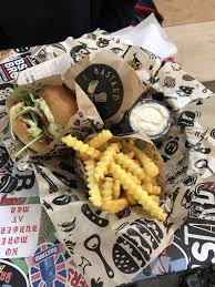 Här serveras prisbelönta hamburgare och ett av sveriges största veganska utbud. Bastard Burgers Sundsvall Restaurant Happycow