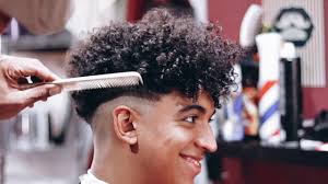 O degradê começa a surgir lentamente em uma. Meu Corte De Cabelo Cacheado Masculino Como Fazer Degrade Low Mid Fade Kaique N Costa Youtube