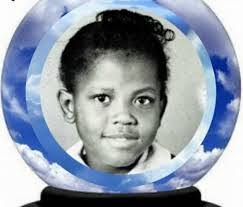 Mae Collins's Instagram, Twitter & Facebook