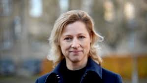 Her har han meddelt sin afgang som overborgmester i københavns kommune og som næstformand i socialdemokratiet efter en række sager om krænkelser med frank jensen i centrum. Radhusets Gra Eminence I Front Lars Weiss Er Ny Overborgmester Ugeavisen Dk