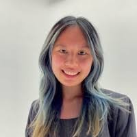 Elena Chau's Instagram, Twitter & Facebook