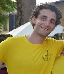 Pro Loco Lucolena: "Ecco perché c'era quella rouolotte di fronte alla  vecchia scuola del paese"