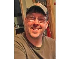 Eric Morrell's Instagram, Twitter & Facebook