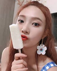 清爽Power Up！JOY自拍美照大放送_ins