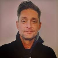 Benjamin Kern's Instagram, Twitter & Facebook