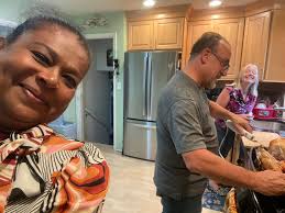 An absolutely wonderful Thanksgiving with my sis in law Nancy, BIL Bob,  NEPH Bobby, friends Kim and David Inari, Ken and I had a great time. Thank  you so so much for