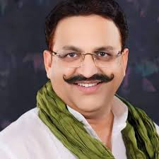 सवाल ज़हर का नहीं था वो तो मैं पी गया, तकलीफ़ तो तब हुई लोगों को जब मैं जी  गया । #मुख़्तारअंसारी إِنَّا لِلّهِ وَإِنَّـا إِلَيْهِ رَاجِعُونَ🤲🤲🤲