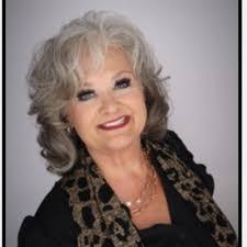 Lori Pettit's Instagram, Twitter & Facebook