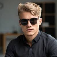 Landon Pierce's Instagram, Twitter & Facebook