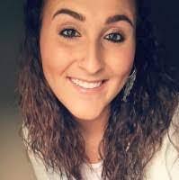 Samantha Strand's Instagram, Twitter & Facebook