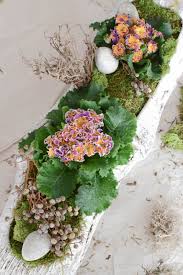 Geruschte Primel Diy Fruhlingshit Mit Bildern Naturlich Dekorieren Fruhlingsdeko Blumengestecke