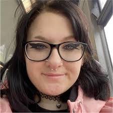 Jessica Delia's Instagram, Twitter & Facebook