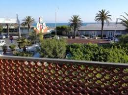 Veramente bello, appartamento di ampia metratura molto luminoso ottimamente rifinito e parzialmente arredato composto da: I 10 Migliori Appartamenti Di Marina Di Carrara Italia Booking Com