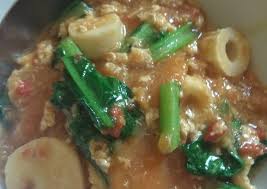 Kamu bisa bikin resep ini di akhir pekan bersama keluarga. Resep Seblak Kerupuk Seafood Yang Gurih