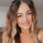 Kendall Kitching's Instagram, Twitter & Facebook