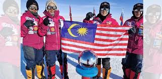 Sharifah mazlina binti syed abdul kadir born 23 may 1953 is a malaysian woman solo explorer in 2004 she became the first asian woman to travel to the sout. Sejuk Al Quran Ubat Bahagia Sharifah Mazlina