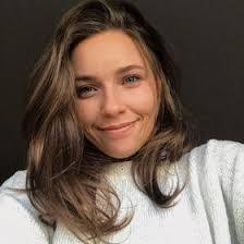 Abby Dolan's Instagram, Twitter & Facebook