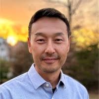 Jin Shin's Instagram, Twitter & Facebook