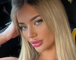 Hannah Steinfeld's Instagram, Twitter & Facebook