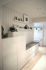 Ikea Garderobe Weiss Mit Grauen Sitzkissen Aus Filz Flur Speicher Zuhause Dekoration Schrankdekoration