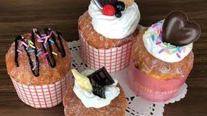 画用紙のキャラクター帽子diyでハロウィンの仮装を クリスマスや劇の衣装にもぴったり ディズニーからサンリオまで色んな帽子の簡単な作り方 ハロウィンに手作りコスチュームで仮装をしよう 雪見日和 スクイーズ 作り方 カップケーキ 作り方