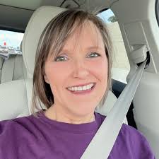 I love me a cute little jewelry set. I'm definitely going to have to get  more✨ #shoplocalsupportlocal #accessories #jewelry #onair #anchor Jewelry  set: Whitney Townes 💗