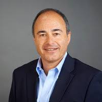 30+ perfiles de «Stechler»