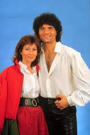 Check spelling or type a new query. Costa Cordalis Heirat So Hat Er Seine Frau Ingrid Kennengelernt