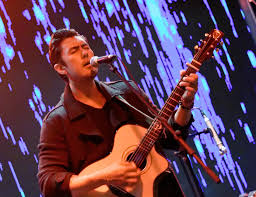 Justin Young (singer, born 1978) - Wikipedia