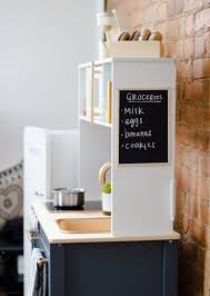 Ikea Jouer A La Cuisine Bidouille In 2020 Speelgoed Keuken Ikea Keuken Diy Speelkeuken
