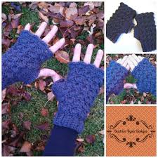 These crochet cabled fingerless gloves work up very fast and is an easy to learn pattern. Shells Bobbles Fingerless Gloves Free Crochet Pattern Beatrice Ryan Designs