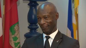 Former police chief tops Winnipeg compensation list for 2016